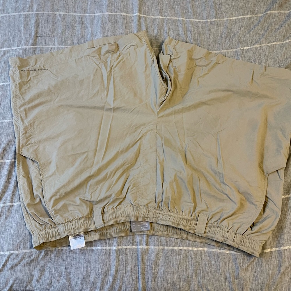 XL Tan Columbia swim shorts